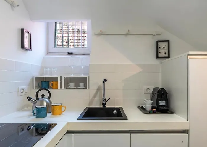 Tipico Nel Cuore Di Trastevere Nyaraló *